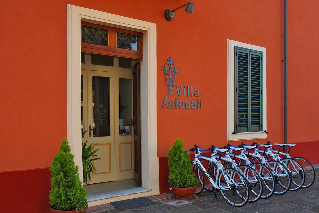Hotel Villa Gli Asfodeli Tresnuraghes Exterior photo