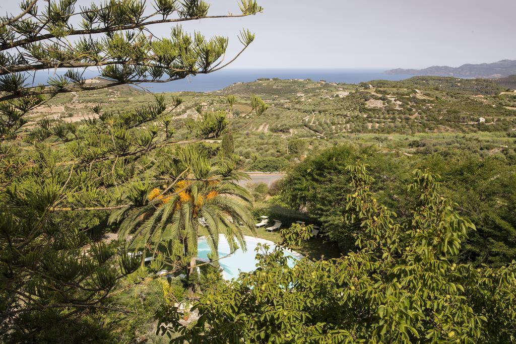 Hotel Villa Gli Asfodeli Tresnuraghes Exterior photo