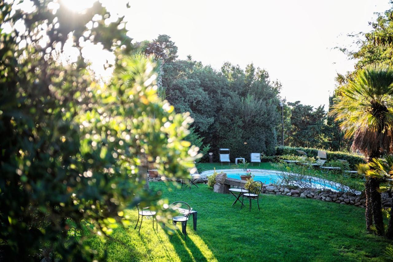 Hotel Villa Gli Asfodeli Tresnuraghes Exterior photo